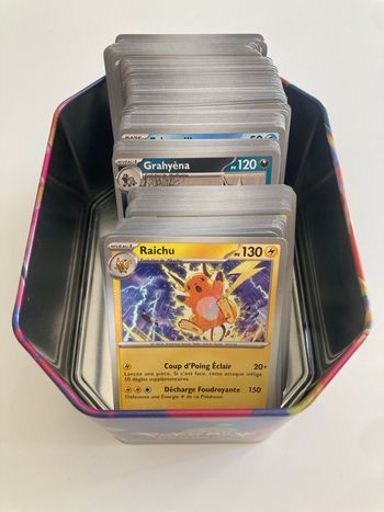 Lot 100 cartes Pokémon