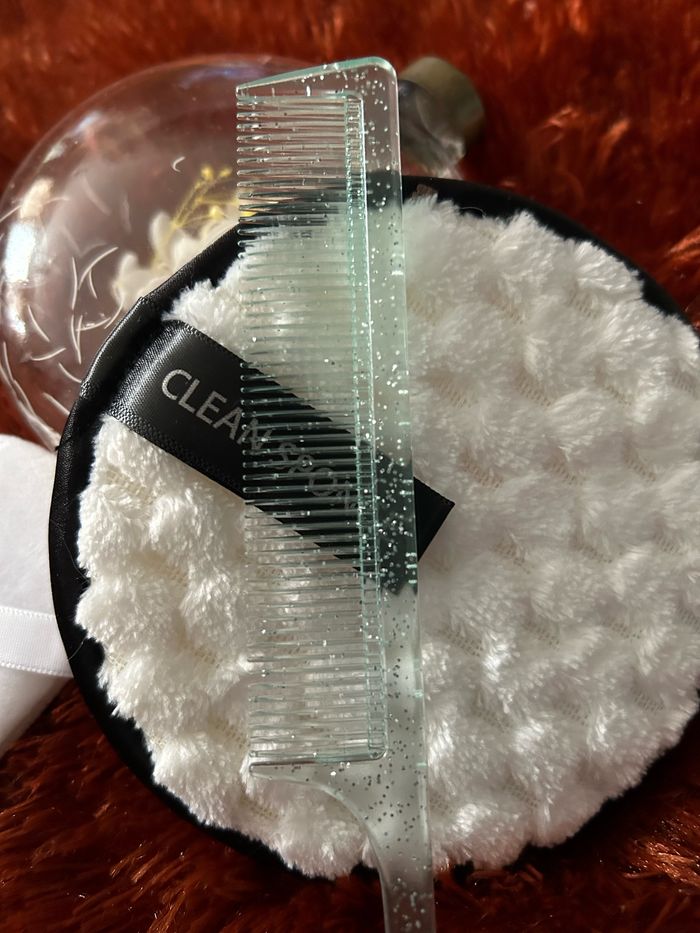 Lot d’accessoires de maquillage - photo numéro 5