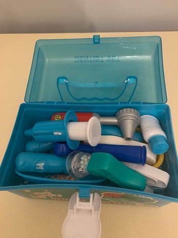 Caisse du docteur enfant