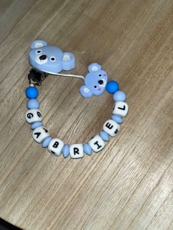 Attache tétine personnalisé