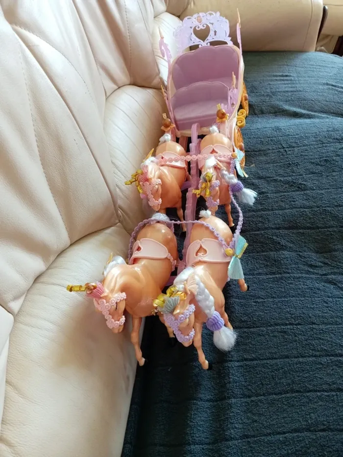 Carrosse pour princesses - photo numéro 6