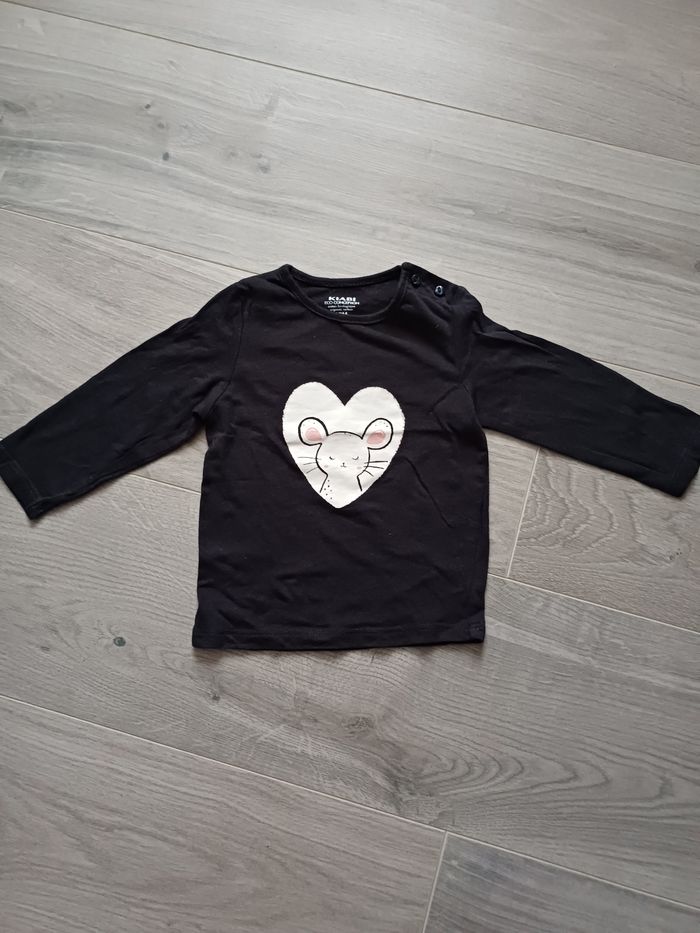Tee-shirt neuf  taille 12 mois