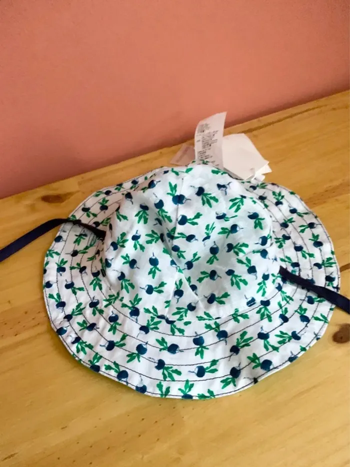 Chapeau bébé réversible- Catimini (neuf) - photo numéro 4