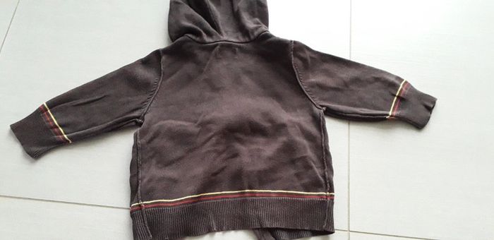 Gilet zippé à capuche 24 mois - photo numéro 2