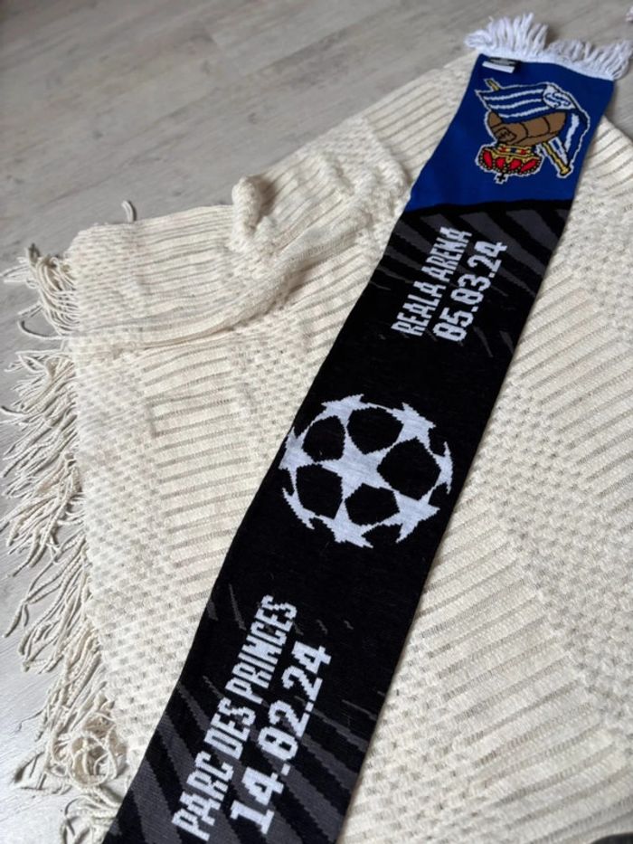 Écharpe supporter PSG - photo numéro 4