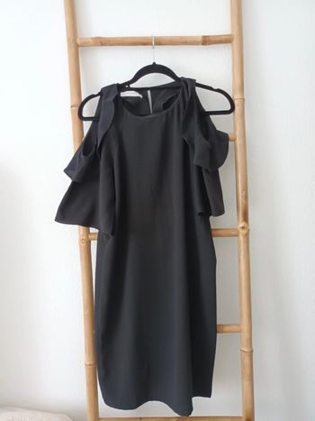 Jolie robe noire Promod taille 38
