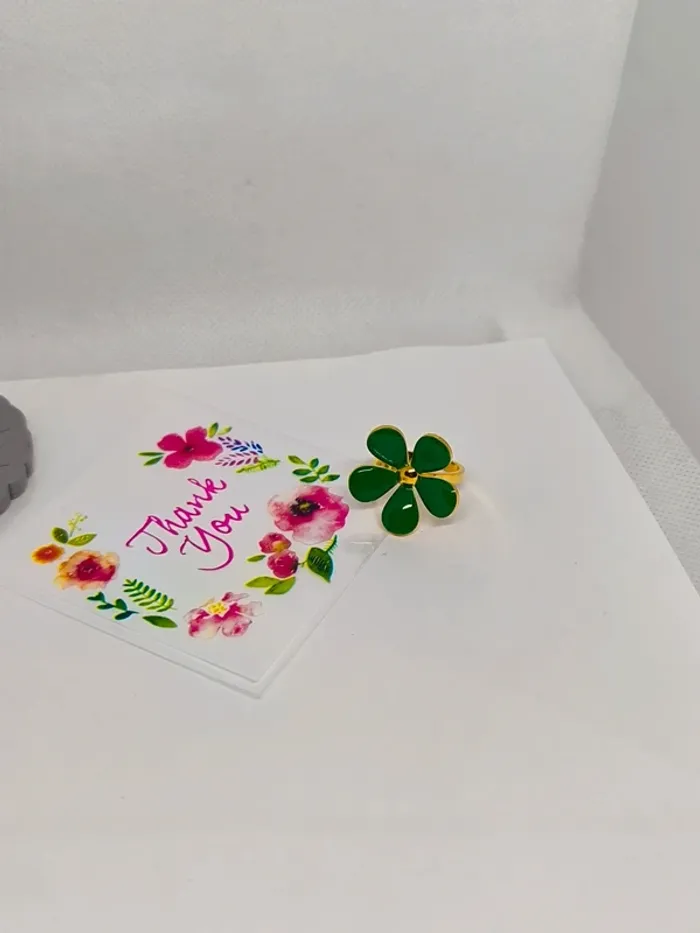 Bague dorée avec fleur verte nacrée - photo numéro 9