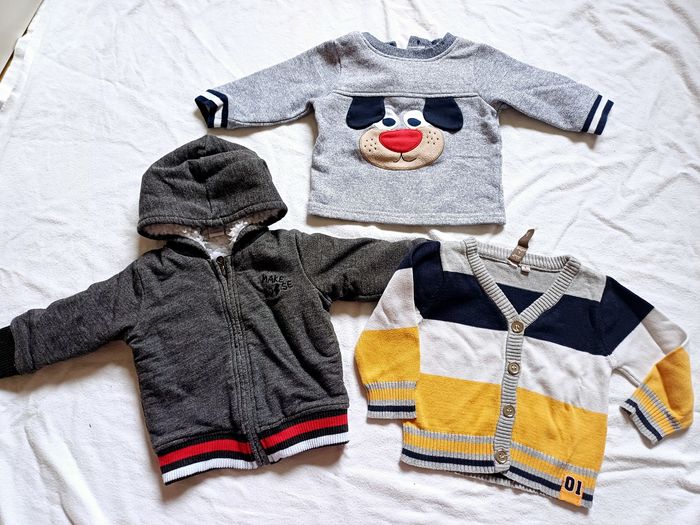 Lot de vêtements taille 6 mois - photo numéro 10