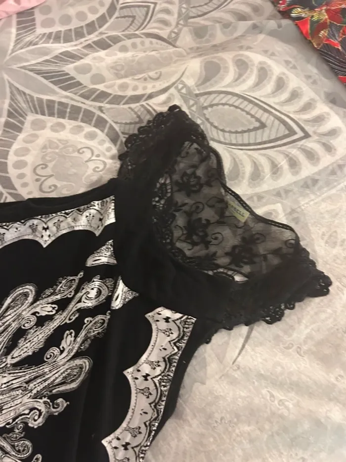 Lot de vêtements 20 pièces + 4 donnés - photo numéro 16