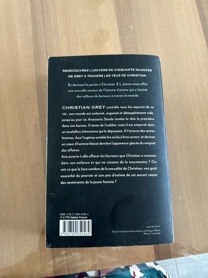 Cinquante nuances de grey - photo numéro 2