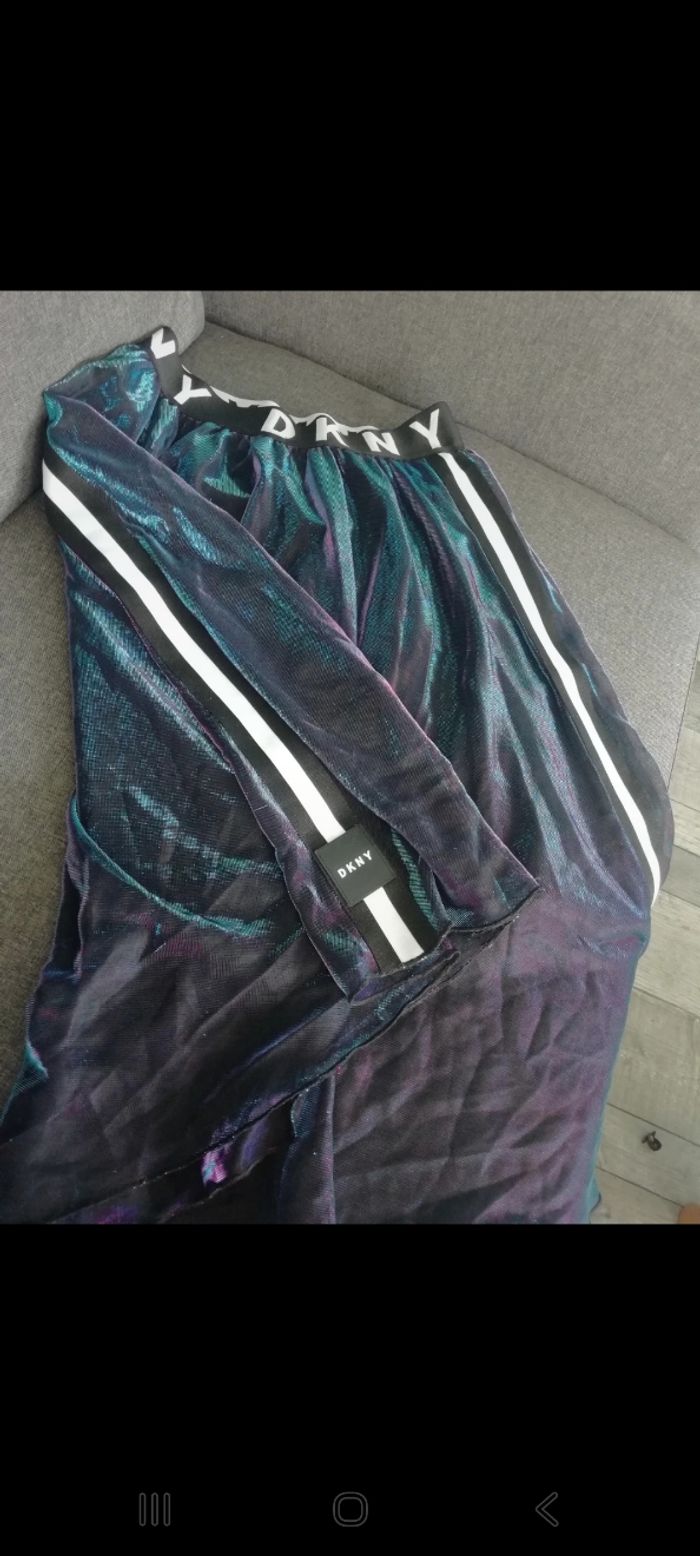 Jupe neuve DKNY 12 ans