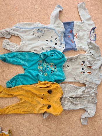 Lot pyjama 6 mois