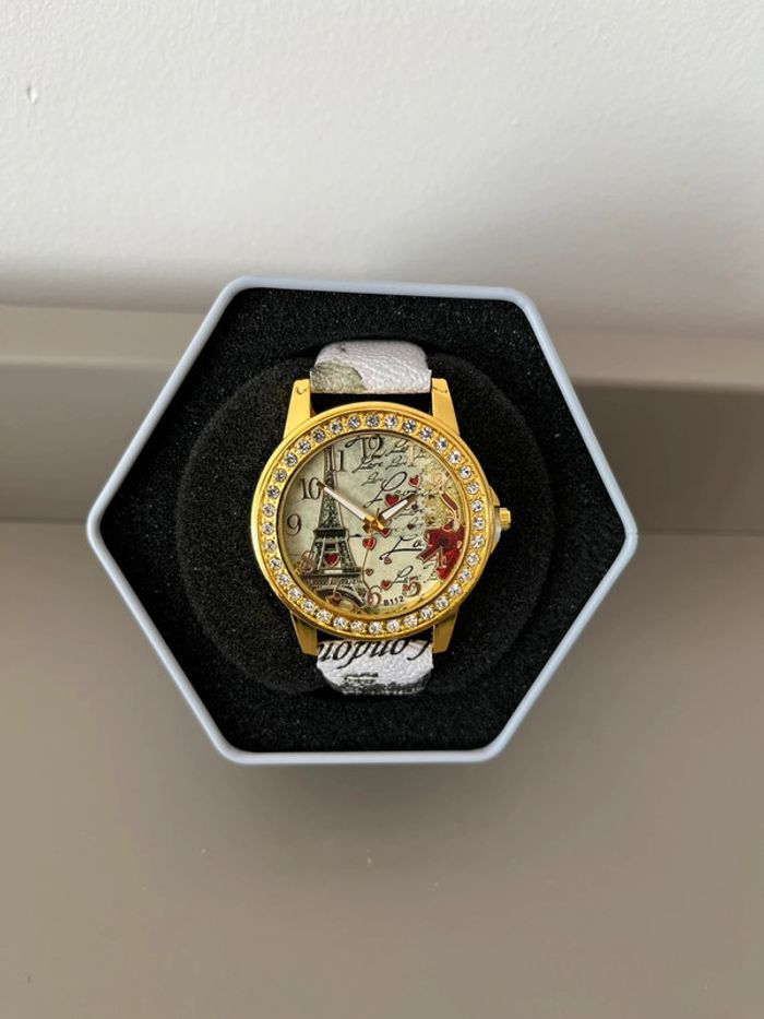 Montre femme Paris Tourne Eiffel