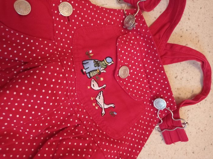 Salopette rouge - photo numéro 2