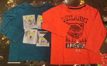 lot de 2 t-shirts taille 3 ans