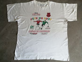 T shirt La fête du foot Taille 150 B§C