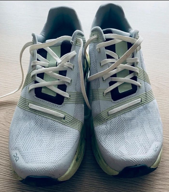 Baskets ON Cloudgo - photo numéro 2