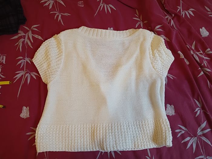 Gilet/Tricot court taille 46-48 - photo numéro 7