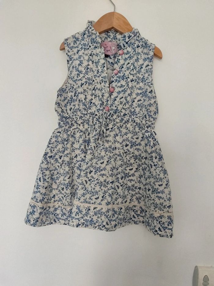 Robe fleurie 3 ans