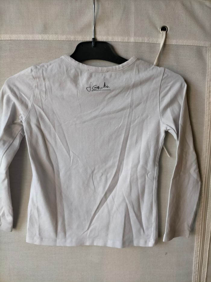 Très joli tee shirt Jean Paul Gaultier 5 ans - photo numéro 3