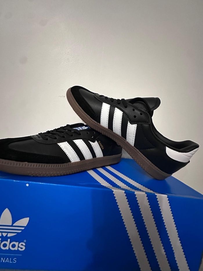Adidas samba