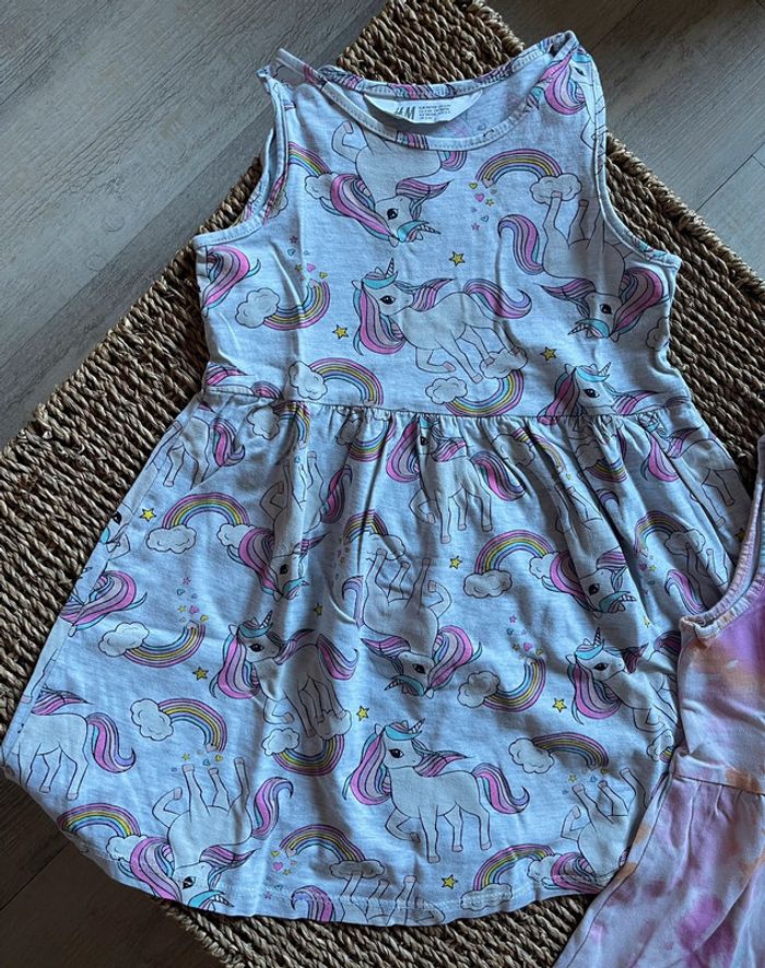 Robe H&M licornes + Veste Pat'Patrouille - photo numéro 2