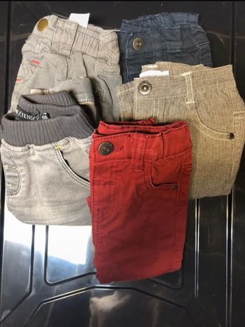 Lot 5 pantalons 9 mois