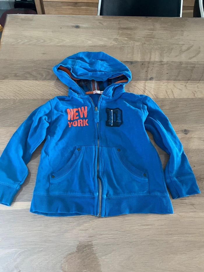 Gilet à capuche 5 ans