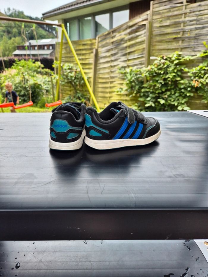Chaussure adidas