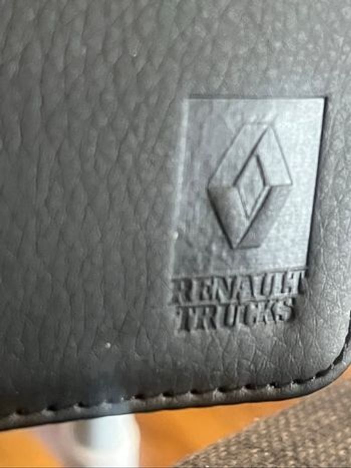 Housse Mobilis pour iPad C2 – Neuf sous emballage - photo numéro 4