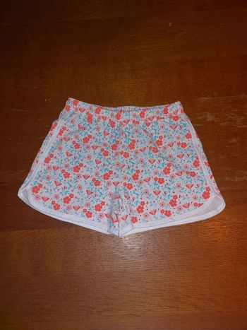 Short à fleurs