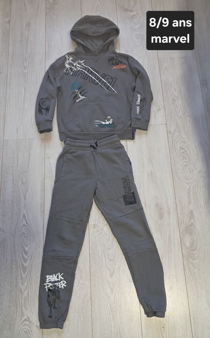 Survêtement 8/9 ans 134cm marvel