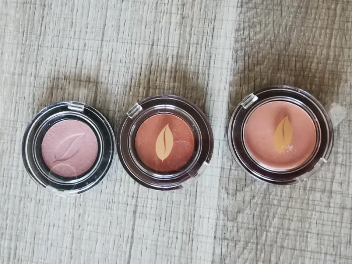 Lot maquillage - photo numéro 5