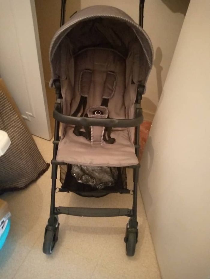 Je vend une poussette - photo numéro 4