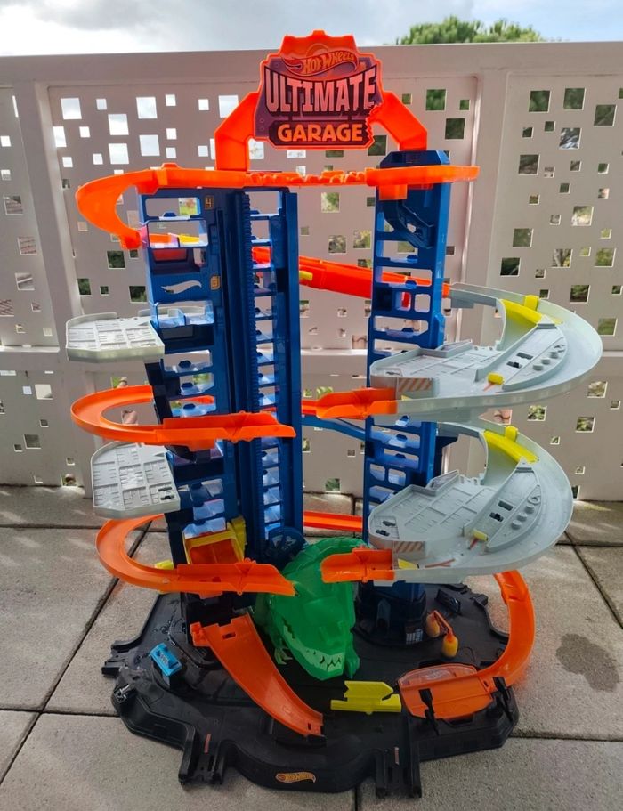 🔥 Hot Wheels Ultimate Garage 2020