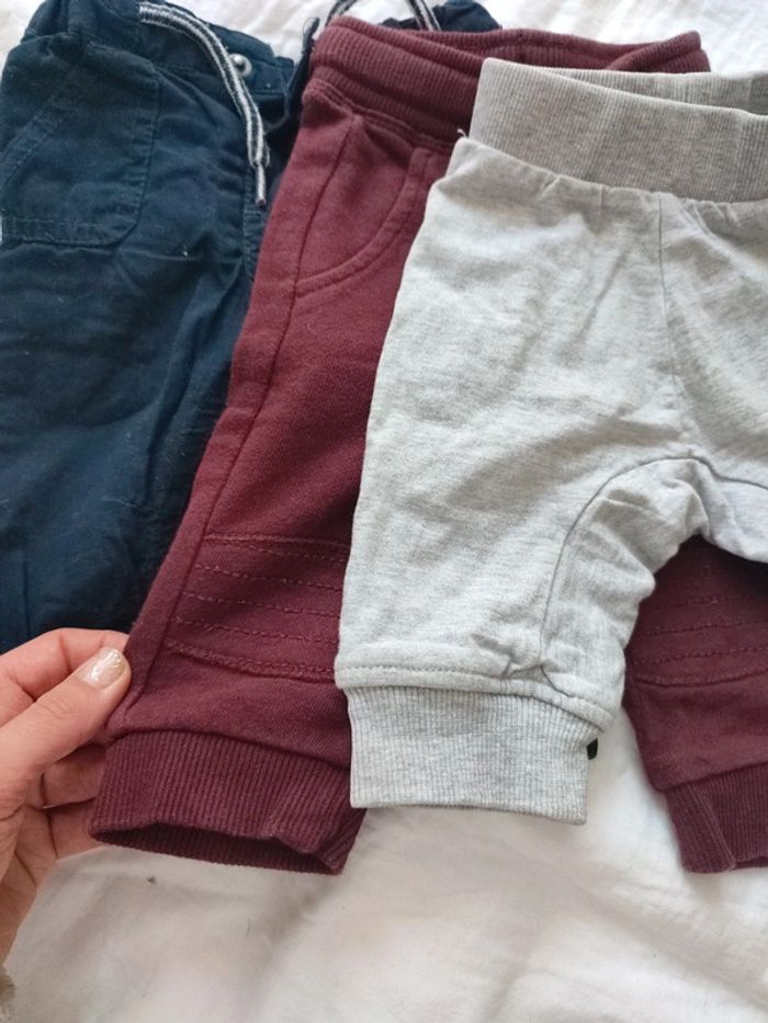 Lot de 3 pantalons taille 3 mois - photo numéro 2