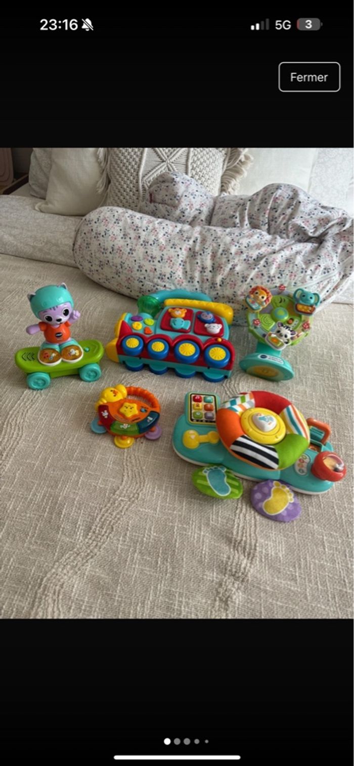 Lot jouets d'éveil