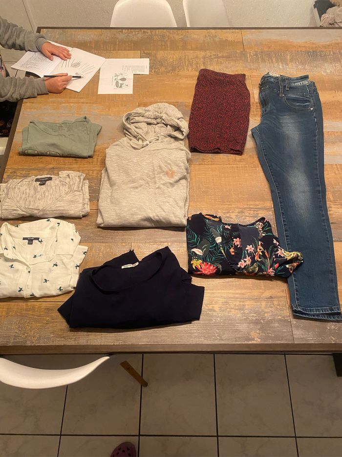 Lot vêtements L
