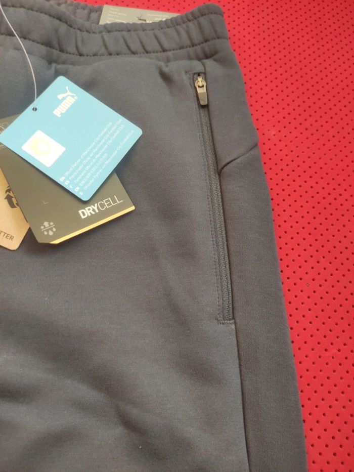 Pantalon de foot Manchester City, Puma Authentique Officiel taille enfant 12/13 ans, Neuf - photo numéro 5