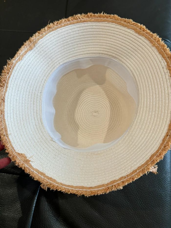 Très joli chapeau femme - photo numéro 4