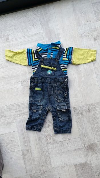 Ensemble salopette + pull Taille 6 mois