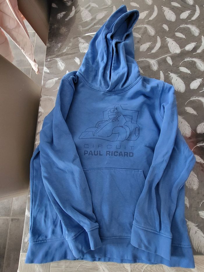 Sweat-shirt à capuche taille 10/12 ans