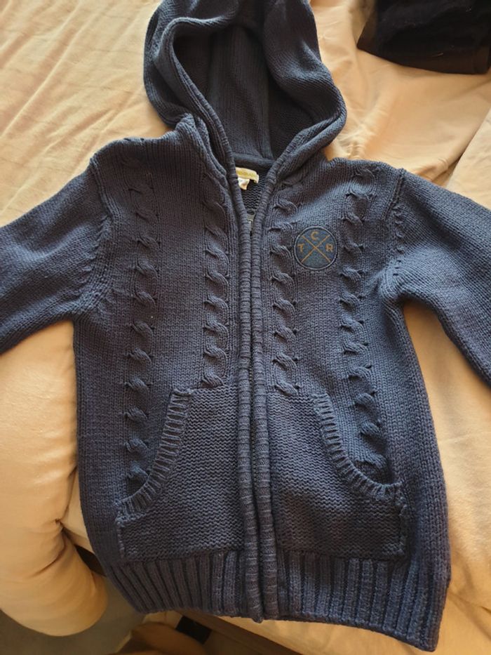 Gilet Vertbaudet NEUF 6 ans