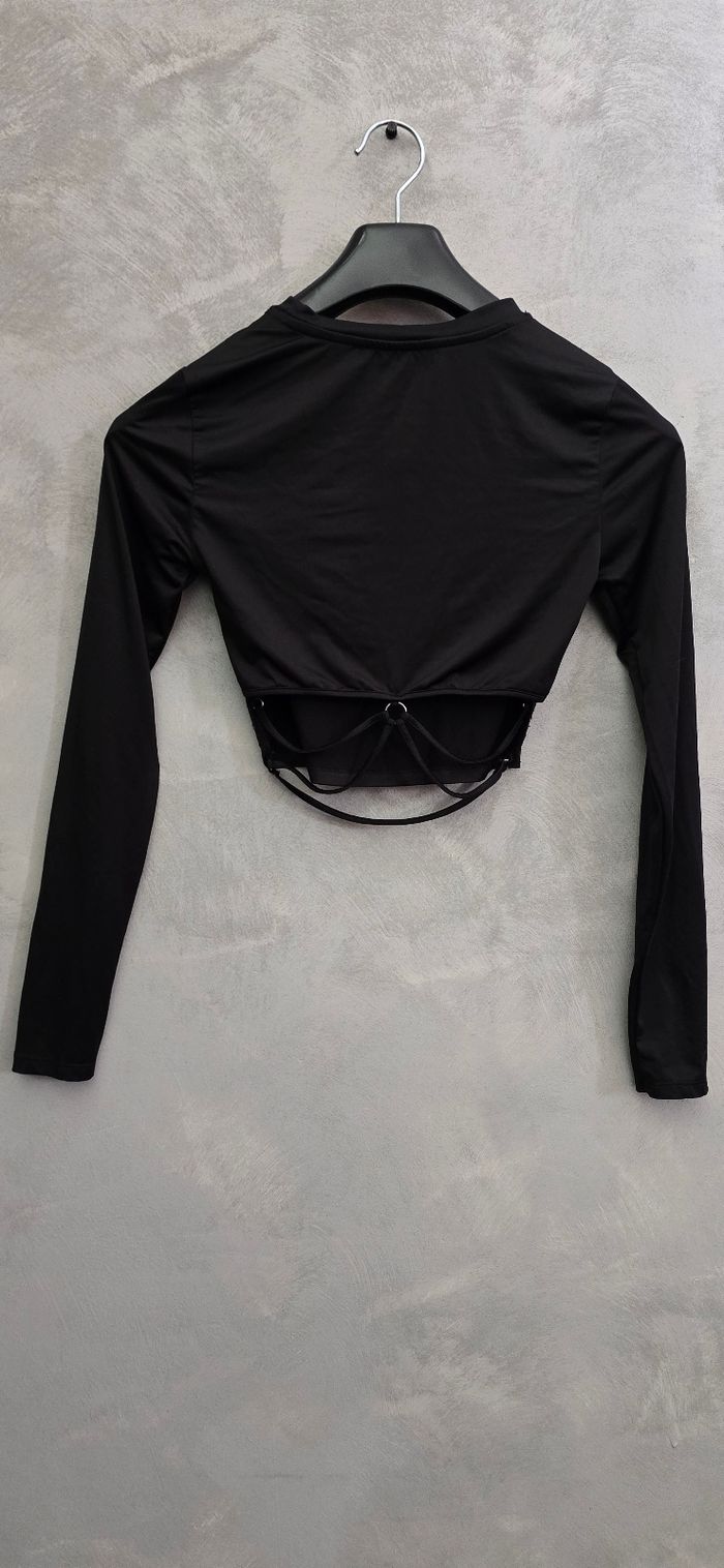 Top noir taille S tbe - photo numéro 3