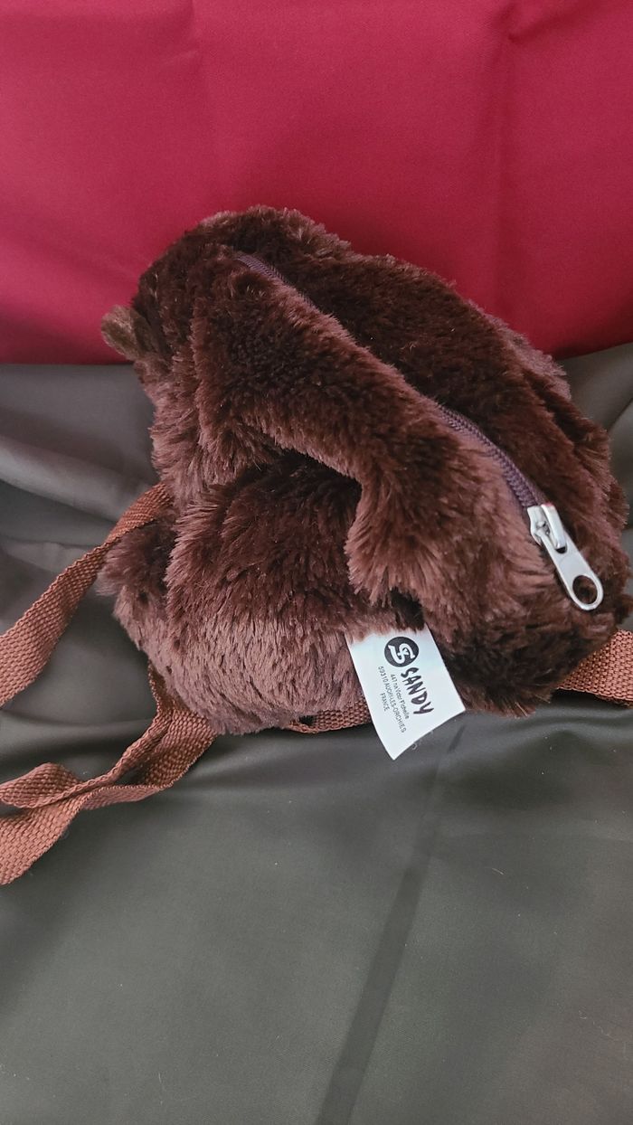 Sac à dos peluche marmotte SANDY marron 32 cm - photo numéro 2