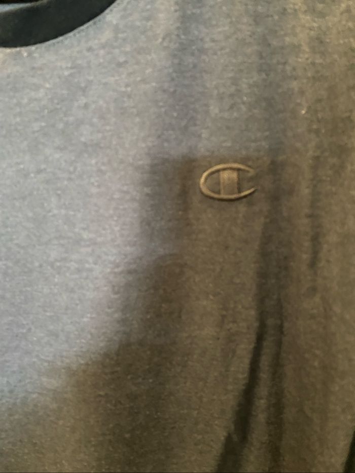 Rocke le Look avec ce Champion XL Élégant ! - photo numéro 2