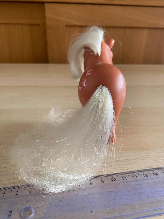 Petit poney Little pony hasbro butterscotch Italy brown marron 1982 cannella - photo numéro 4