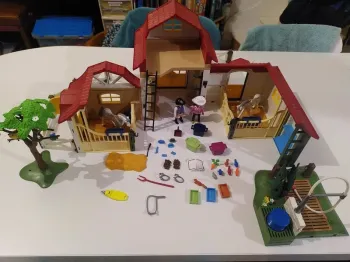 Playmobil ferme équestre + station de lavage