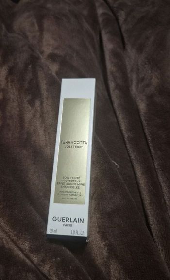 Fond de teint Joli Teint 20 de Guerlain 