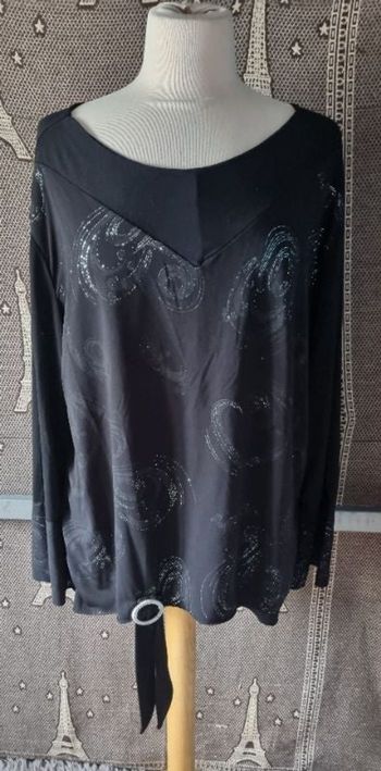 Blouse manches longues motifs pailleté taille 6